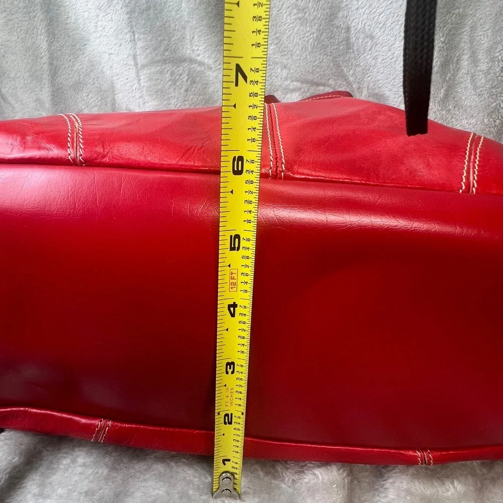 Kenneth Cole Reaction Red Leather Tote Bag Indie Sleaze Y2K Corporate Goth Retro